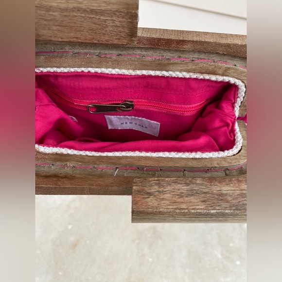 Fabulous MJ New York Pink Clutch Bag - Picture 3 of 3